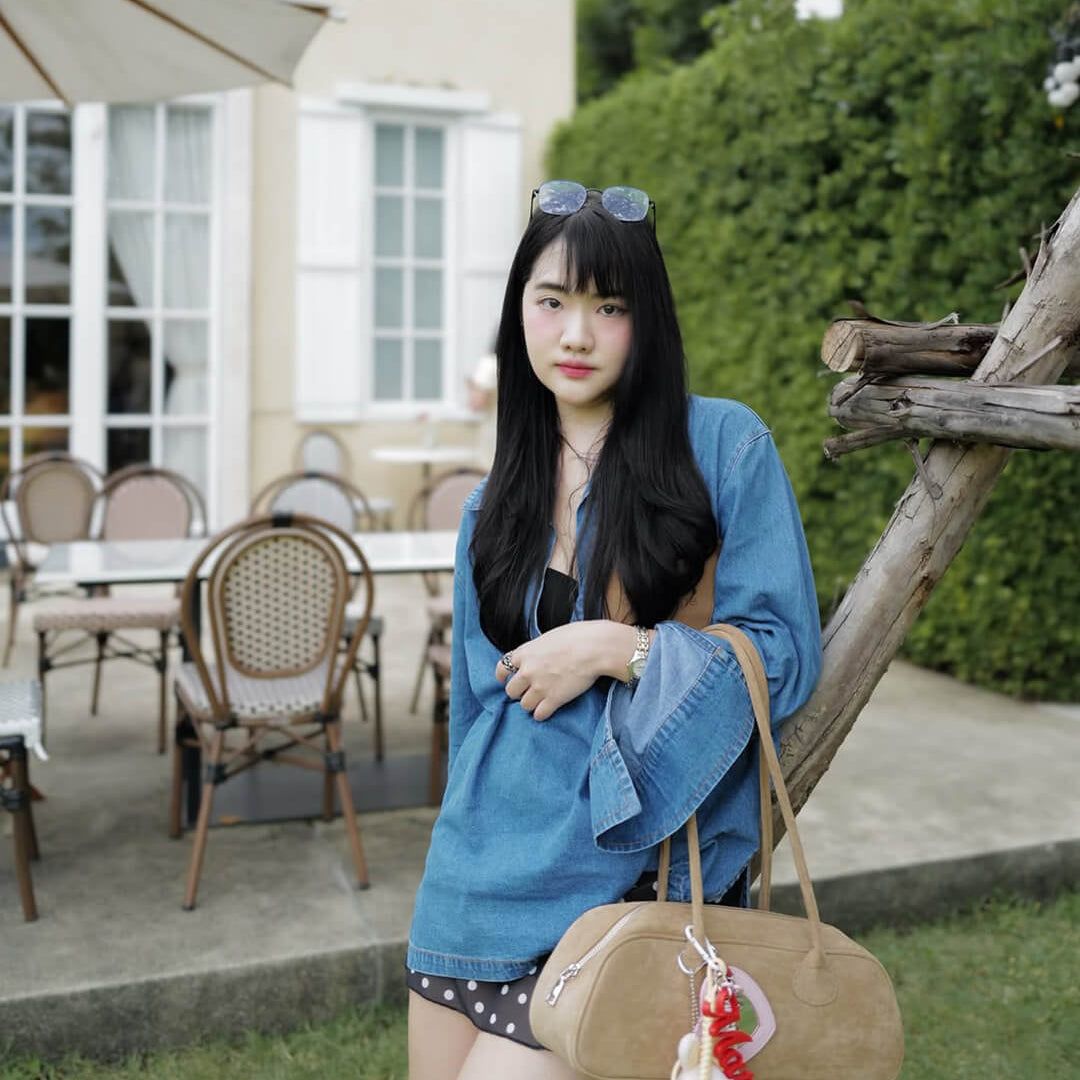 Geantă Aveline din piele întoarsă vegană