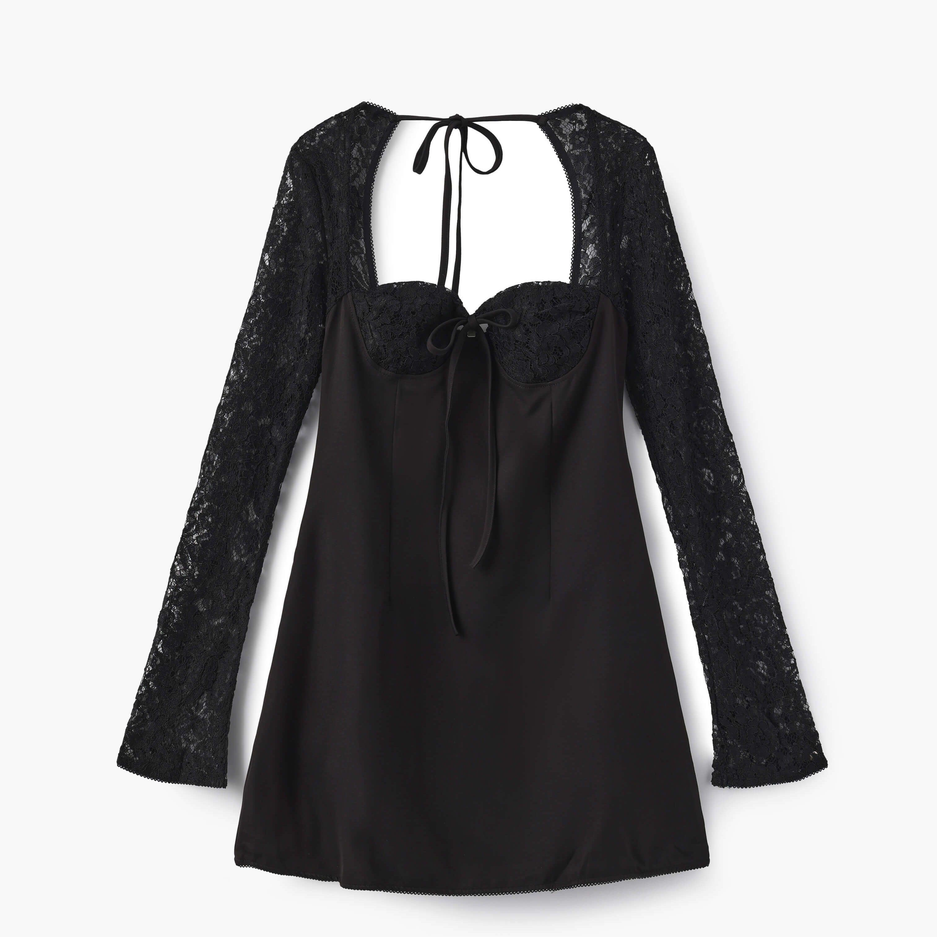 Robe mini Louise avec détails en dentelle