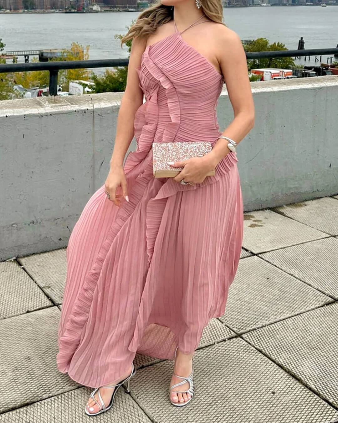 SOERA Beatrice Halter A - Line Evening Gown - Dress - Pink S