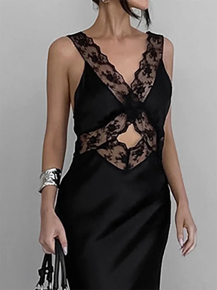 SOERA Bianca Deep V - Neck Lace Maxi Dress - Dress - S