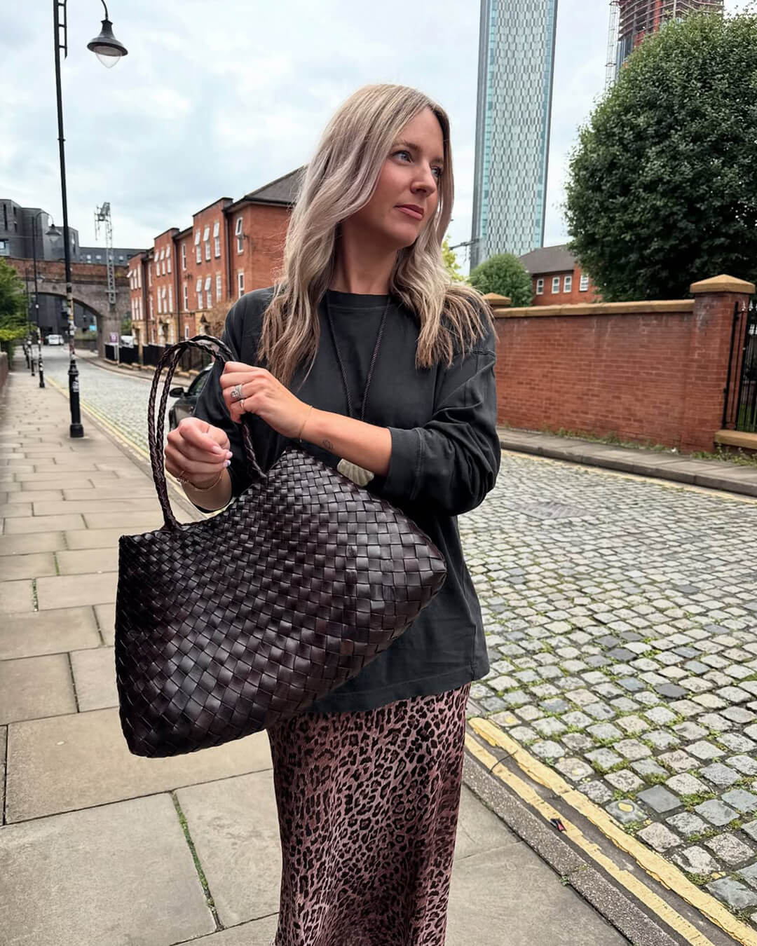 SOERA Marissa Vegan Leather Woven Bag Medium - Handbags - Pink Regular