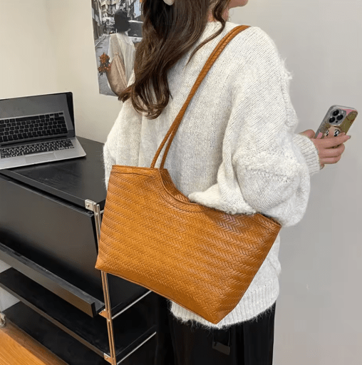 SOERA Riona Textured Weave Handbag - Handbags - Light Brown