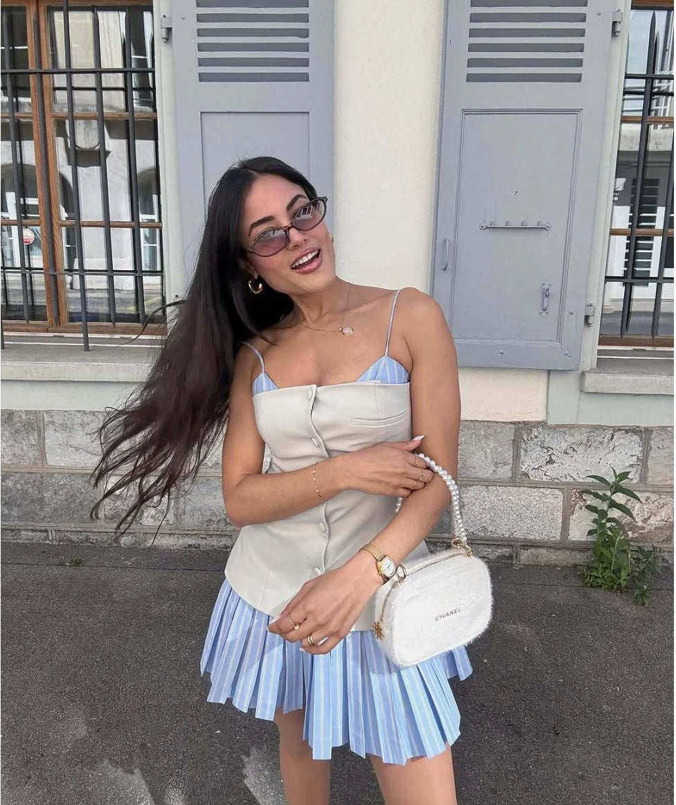 Trina dryžuota klostuota korsetinė mini suknelė