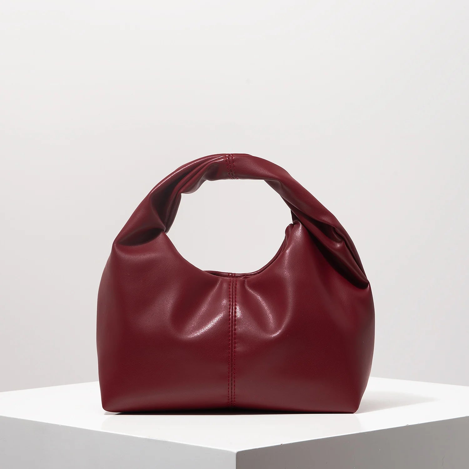 Gelyn Clutch Leather Bag