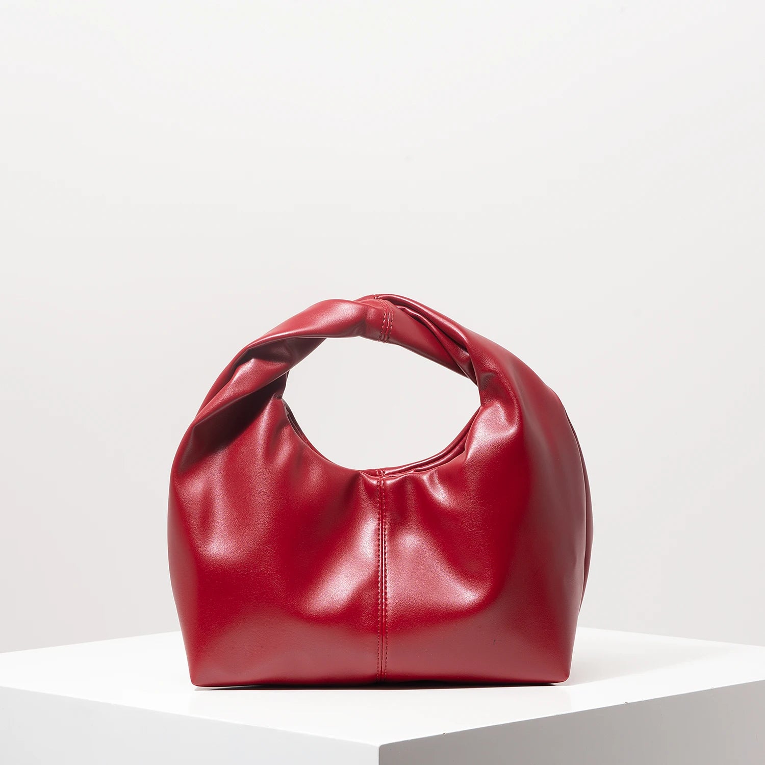 Gelyn Clutch Leather Bag