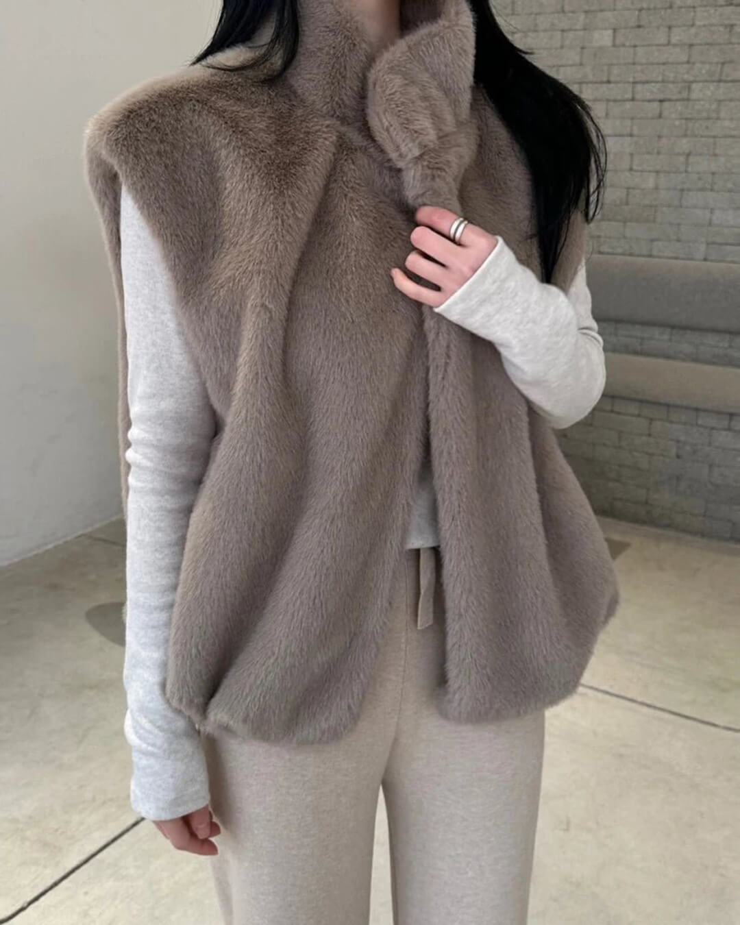 Amalia magas nyakú műszőrme mellény