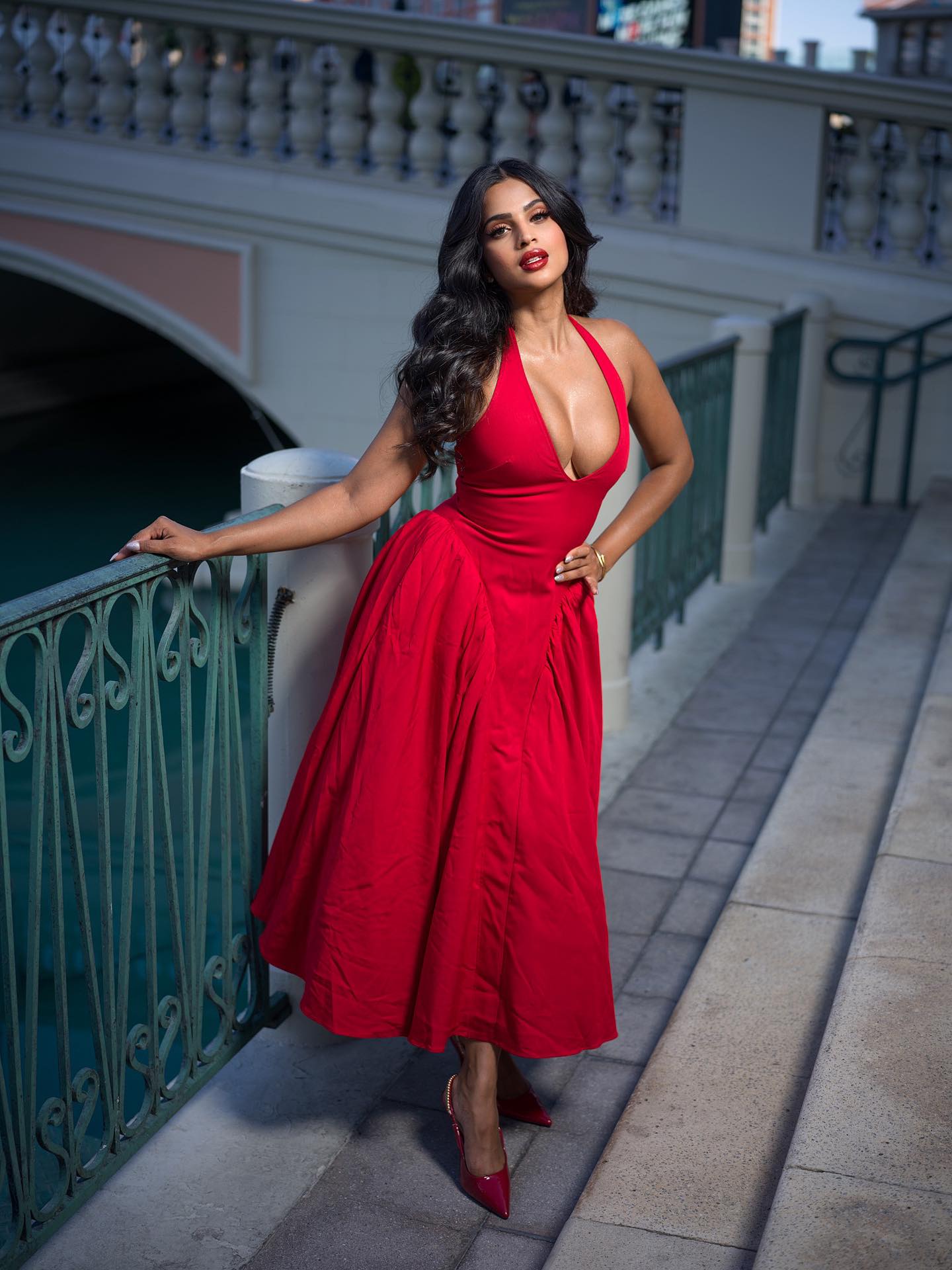 SOERA Celeste Halter Midi Dress - Dress -  Red M