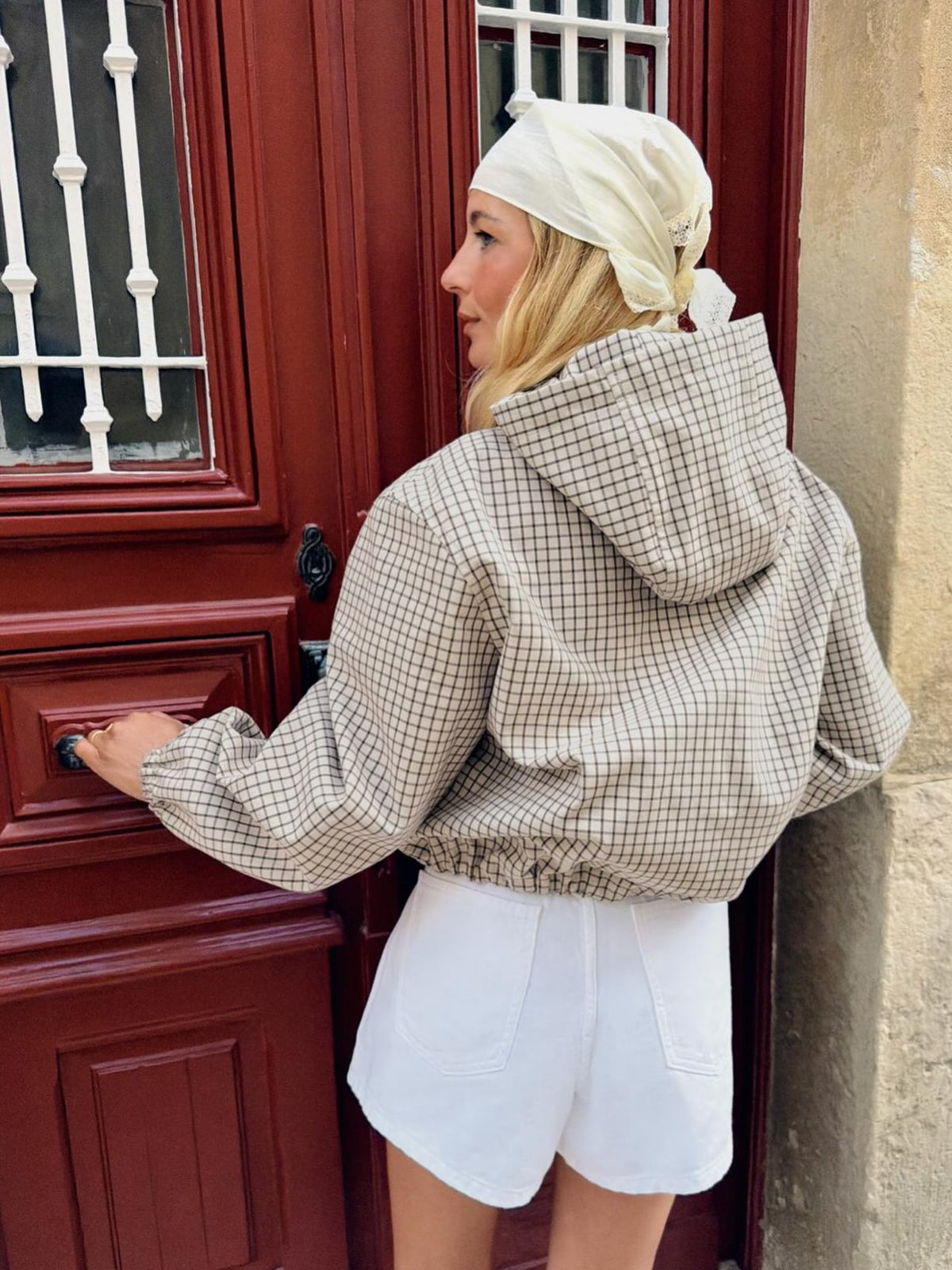 Daniela Jachetă Căptușită cu Glugă și Carouri, Cropped