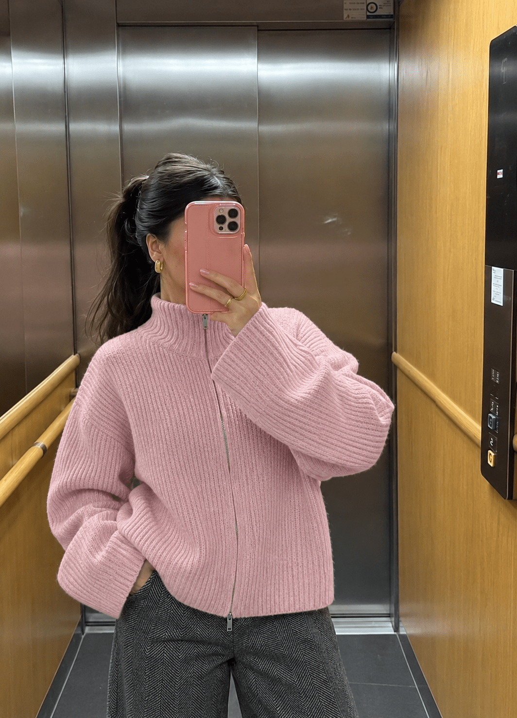 SOERA Daniela Oversized Ribbed Zip-Up Sweater - Sweaters - SOERA-454403-PIN-M-11427 Pink M